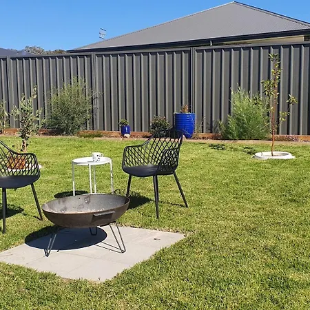 Helvetia - Modern Comfort Meets Country Convenience