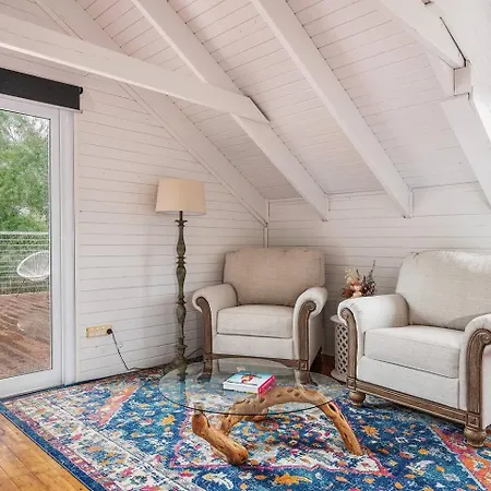 The Riverstone Luxury Eco In The Hills Holiday home *