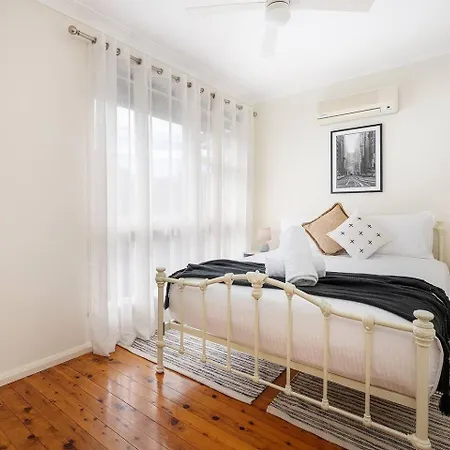 Clematis - Indoor-outdoor Lifestyle * Mudgee
