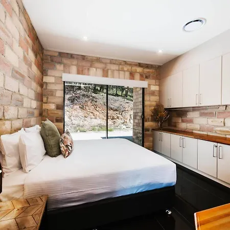 'tyalla Lodge' Unique Luxe Design In The Mountains Holiday home