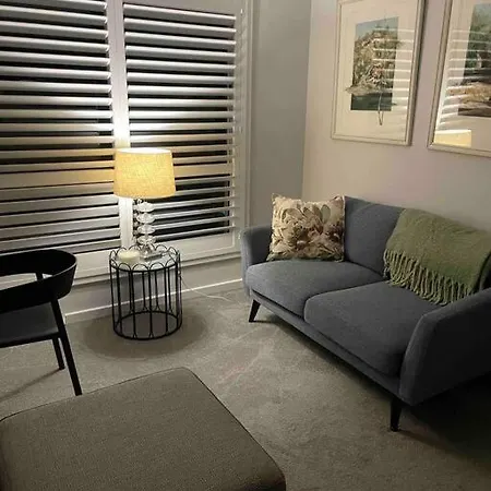 Hamptons House -lux Holiday home Mudgee