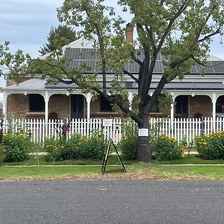 Holiday home A Homestead On Market *