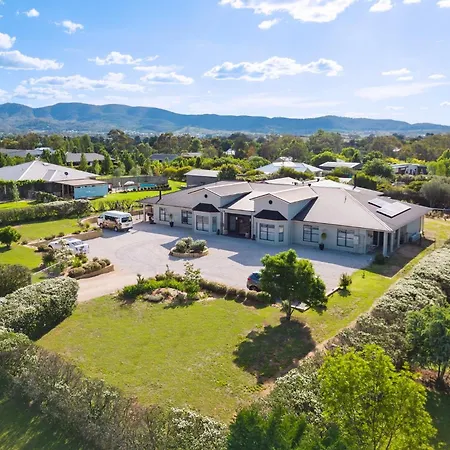Guest house Mudgee Guesthouse 4*
