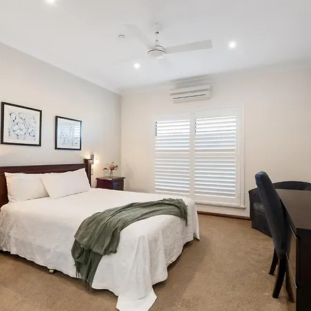 Mudgee Guesthouse 4*