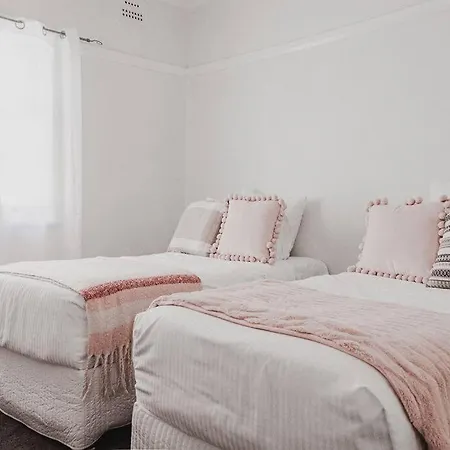 Live In The Heart Of At Fairbairn Apartment Mudgee