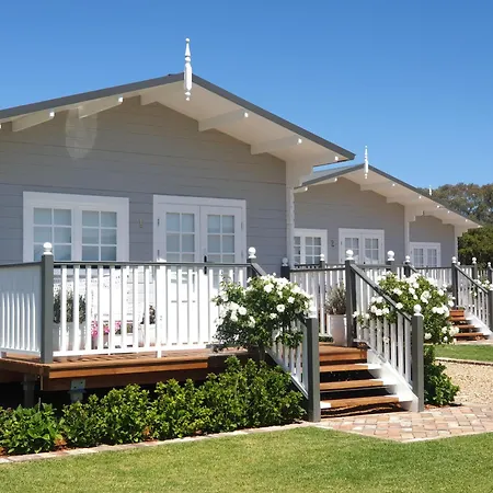 Dangerfield Oaks Boutique Cottage's Mudgee