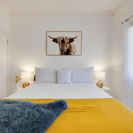 The Albens - Countryside Chic Amongst The Hills Holiday home *