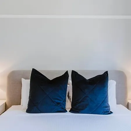 The Nicholson - A Delightful Family Escape Awaits Apartment