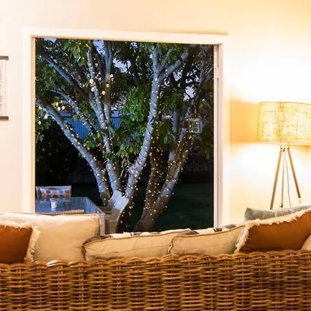 Holiday home Wine Lovers Den Charming Retreat *