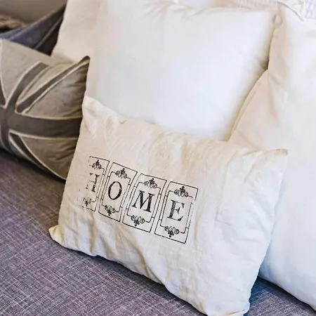 Wine Lovers Den Charming Retreat * Mudgee