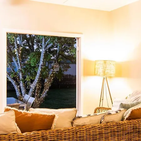 Wine Lovers Den Charming Retreat