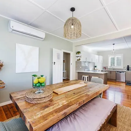 Wine Lovers Den Charming Retreat