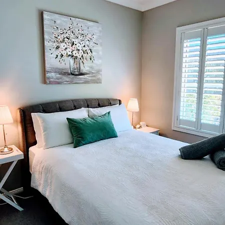 Apartment 270 On Church - Entire With Spacious Alfresco Area *