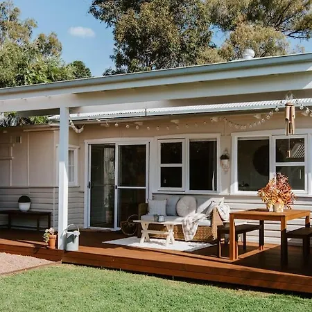The On Lawson - Heritage Elegance In