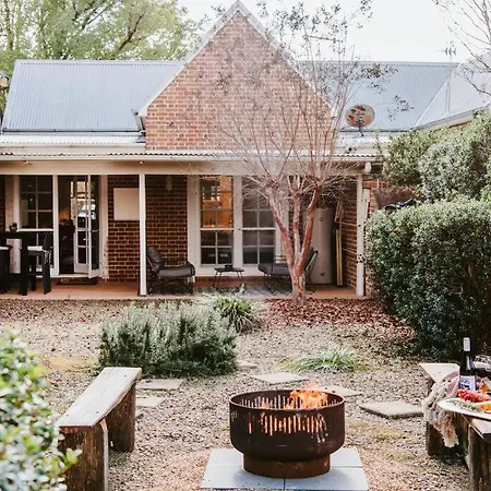 Holiday home 'kareela & Kialla Cottages' Charming Family Getaway