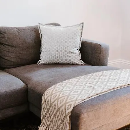 'kareela & Kialla Cottages' Charming Family Getaway Holiday home *
