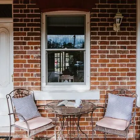 Kareela - A Charming Country Getaway Holiday home