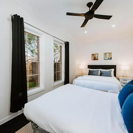 Mulberry On Melton - A Charming Poolside * Mudgee
