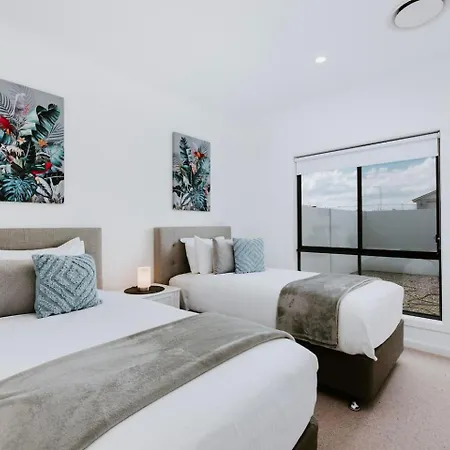 Haven - Stunning Terra Modern Design Holiday home Mudgee