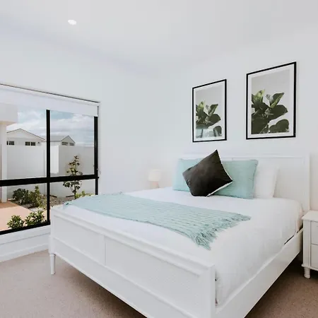 Haven - Stunning Terra Modern Design Holiday home Mudgee