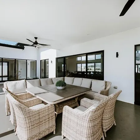 Holiday home Haven - Stunning Terra Modern Design