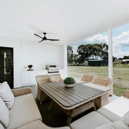 Holiday home Haven - Stunning Terra Modern Design