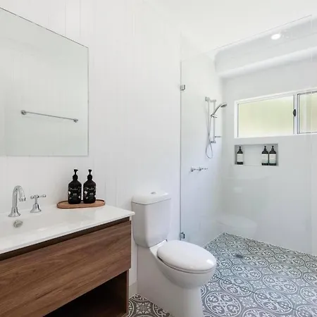 Holiday home Frog Hill 8 Bedroom Luxe Rural Retreat Near Town With 2 Mudgee