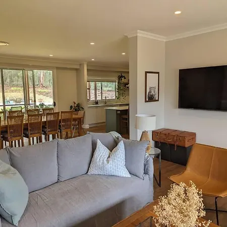 Frog Hill 8 Bedroom Luxe Rural Retreat Near Town With 2 * Mudgee