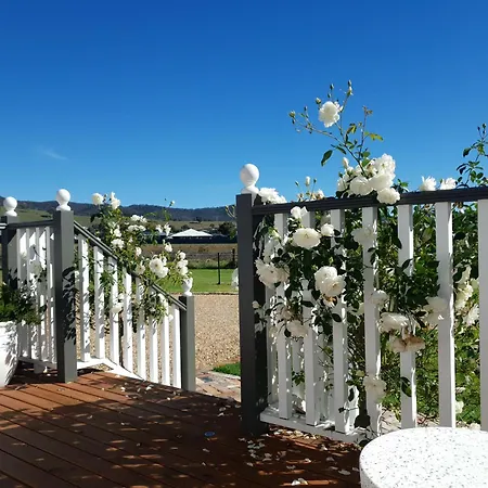 Dangerfield Oaks Boutique Cottage's *