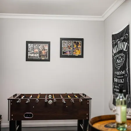Devan House - An Entertainers' Retreat Close To Town Holiday home Mudgee