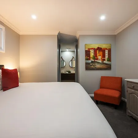 Holiday home Devan House - An Entertainers' Retreat Close To Town