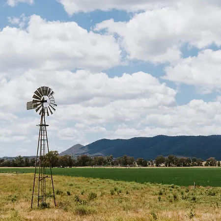 Burrundulla - Tranquil Country Allure