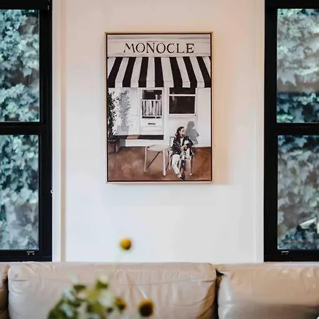 La Loft - Modern Living In Town Center *