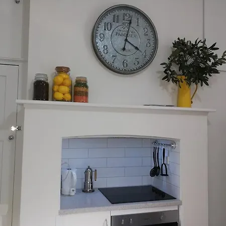 Apartment Merala A Cosy With Easy Stroll To Cbd *