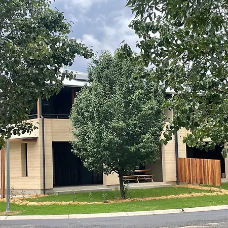 Riverbank House * Mudgee