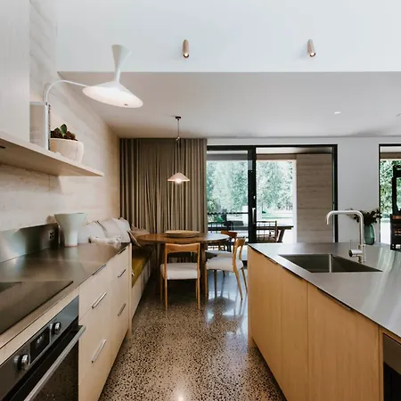 Holiday home Strikes By The River Mudgee
