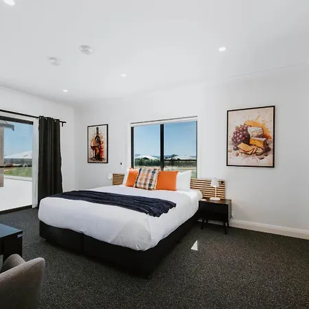Rosella - An Accessible Couples' Retreat Guest house