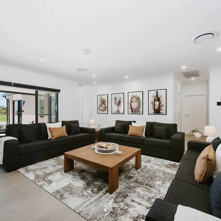 House - Grand Serenity For Gather & Play *