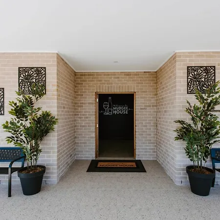 House - Grand Serenity For Gather & Play Holiday home