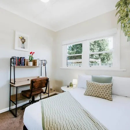 Georgie's - The Perfect Getaway Holiday home Mudgee
