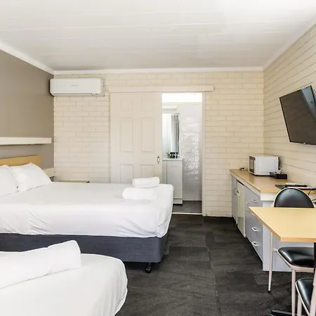 Wanderlight Motor Motel 3*