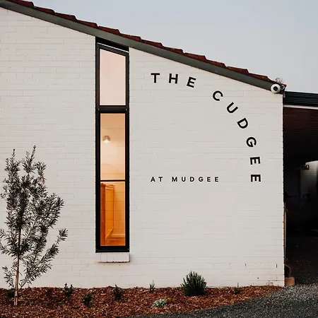 The Cudgee At Motel Mudgee