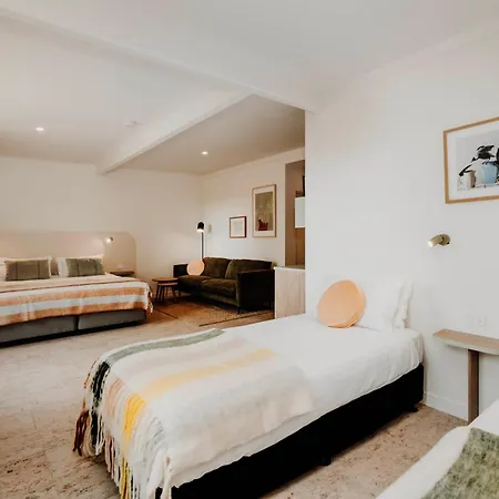 The Cudgee At Motel