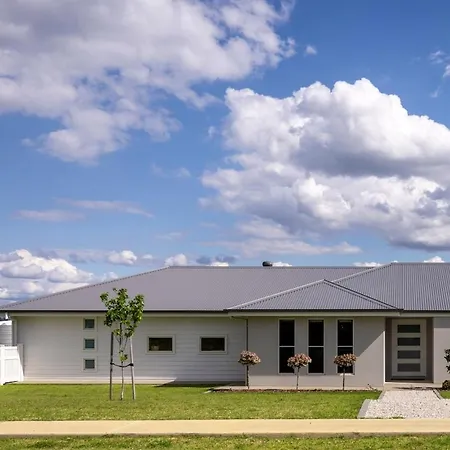 Holiday home Large Modern In