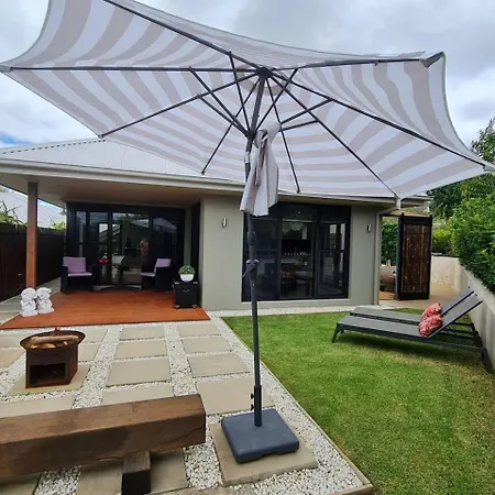 Holiday home Red Lotus Estate - Grand, Scenic And Made For Groups *