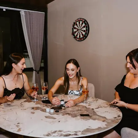 Holiday home Moonlight At - Chic Soirees & Private Cinema Mudgee