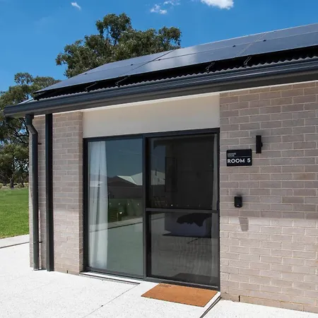 House - Grand Serenity For Gather & Play * Mudgee