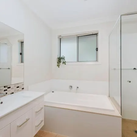 Denison At The Willows - Tranquil Country Retreat Holiday home *