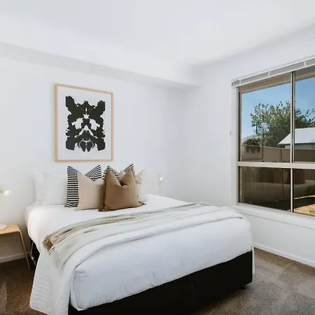 Gladstone At The Willows - Family Time, Style Holiday home Mudgee