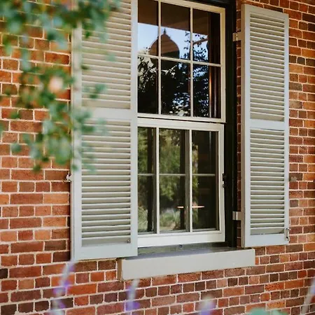Holiday home Bleak House - A Landmark Of Mudgee's Heritage *